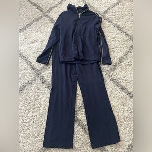 Women’s yoga wear size L - great condition